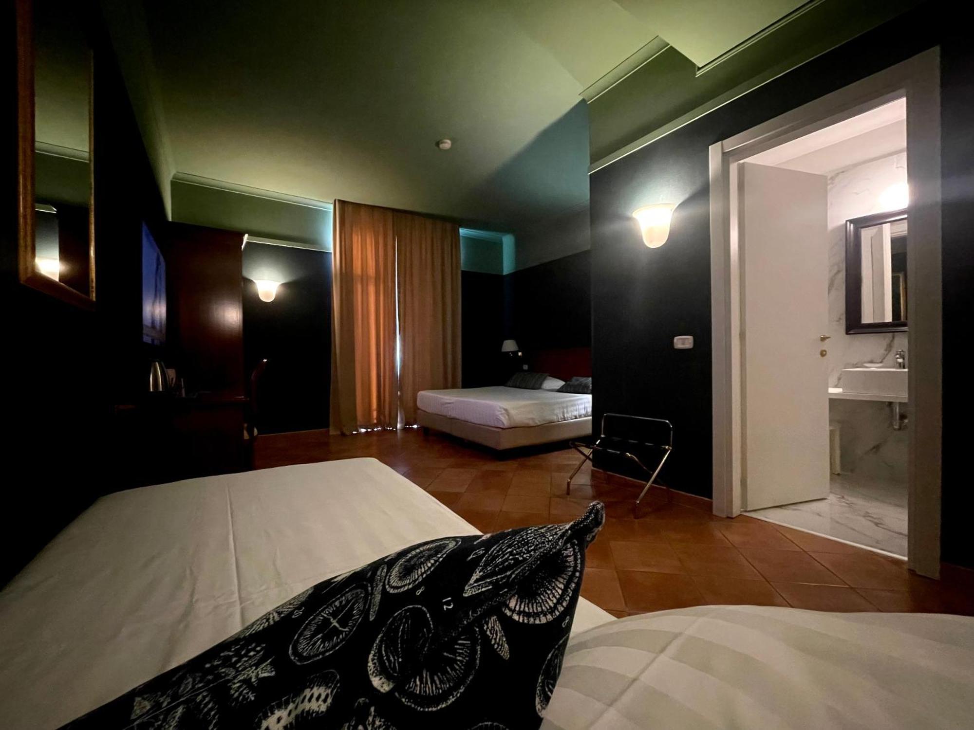 Hotel Nuvo Naples Luaran gambar