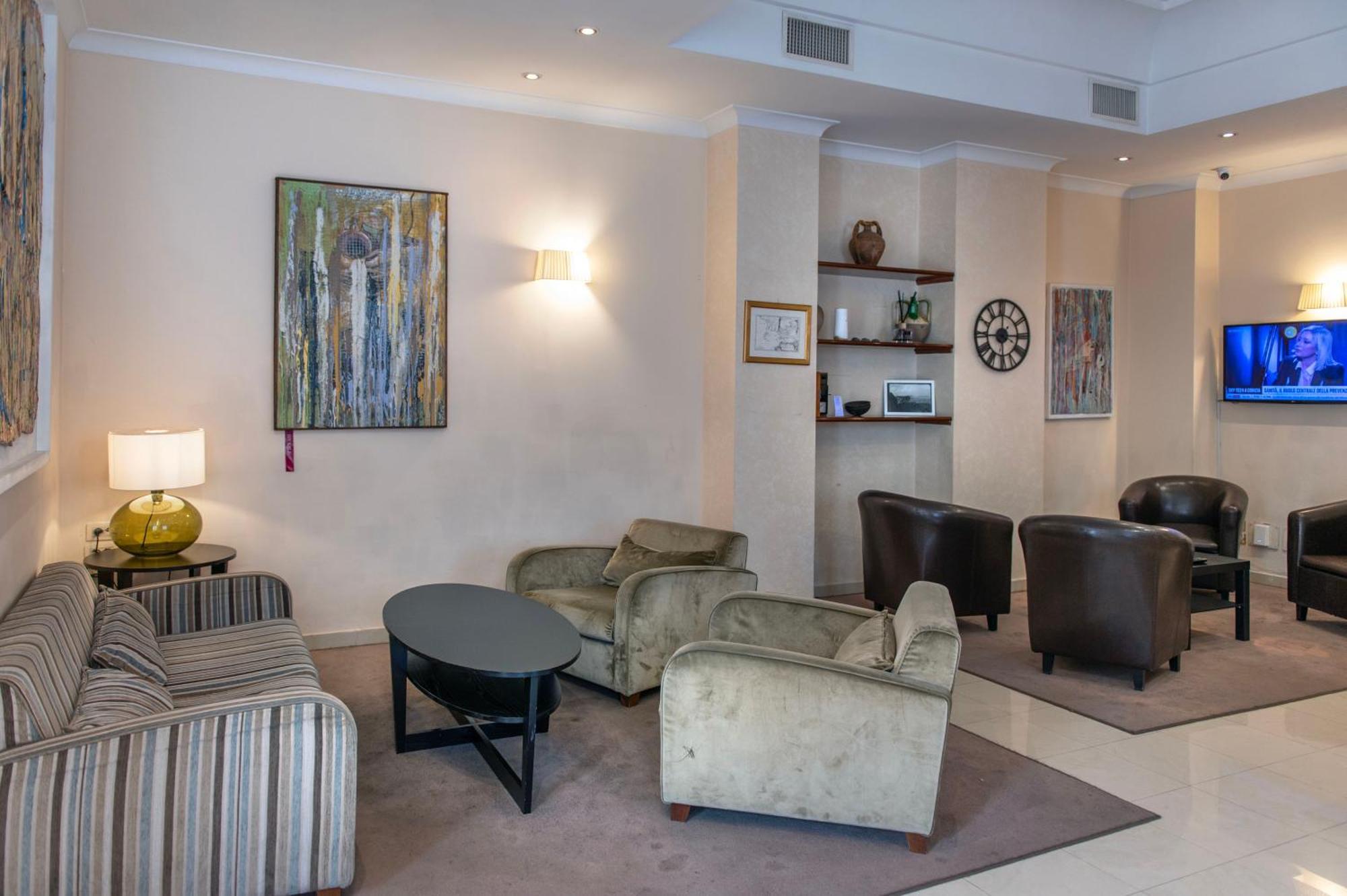 Hotel Nuvo Naples Luaran gambar