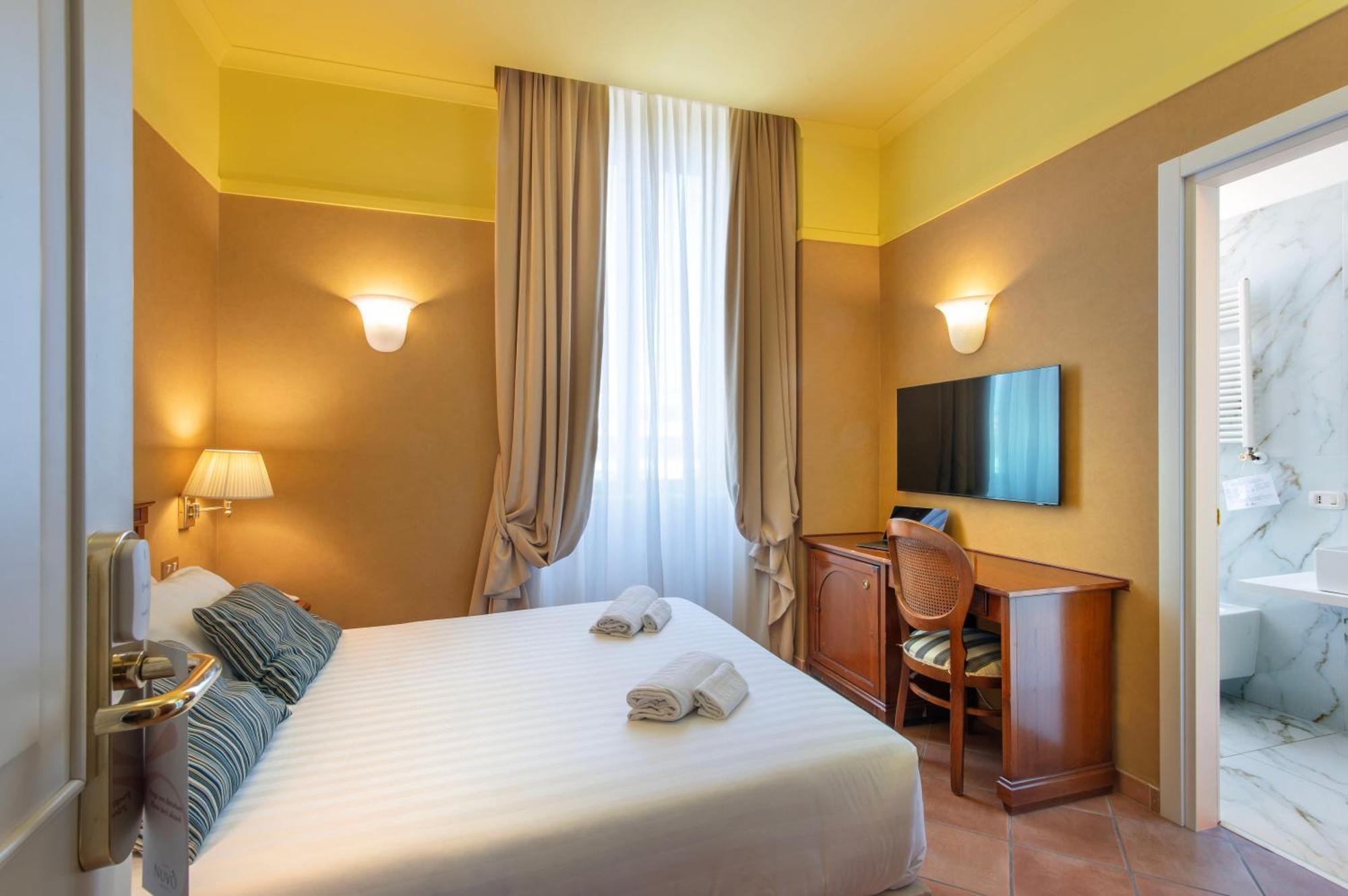 Hotel Nuvo Naples Luaran gambar